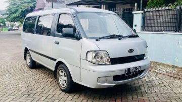 KIA-Pregio.jpg